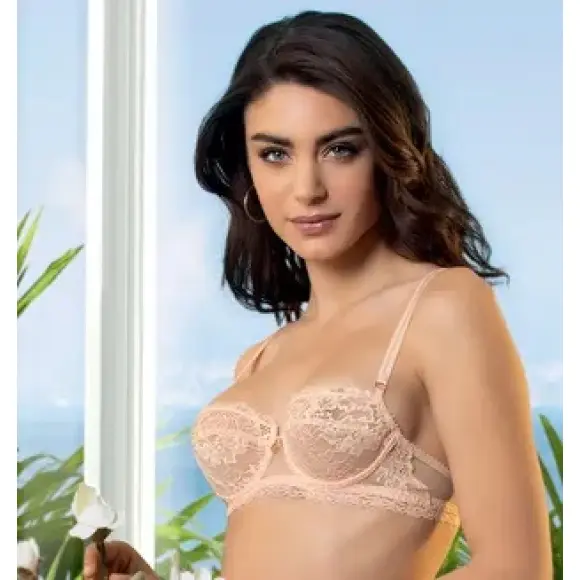 Lise Charmel Caprice en dentelle balconnet