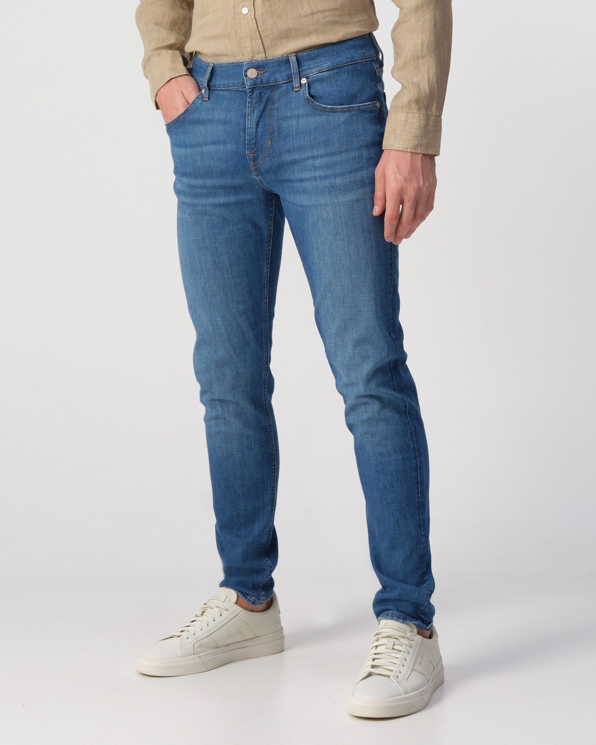 7 for all mankind slimmy tapered jeans