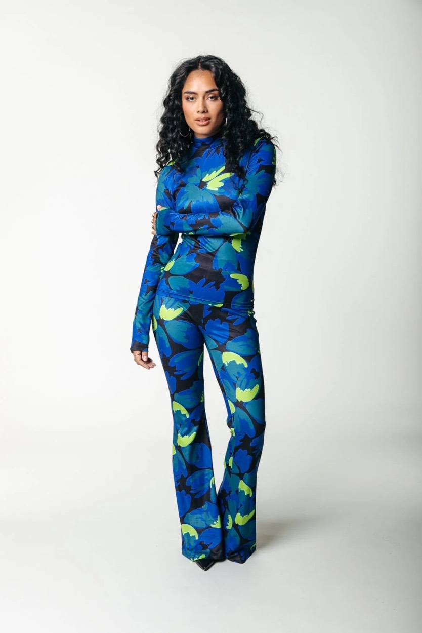 Colourful Rebel Moved flower peached extra flare pants dessin