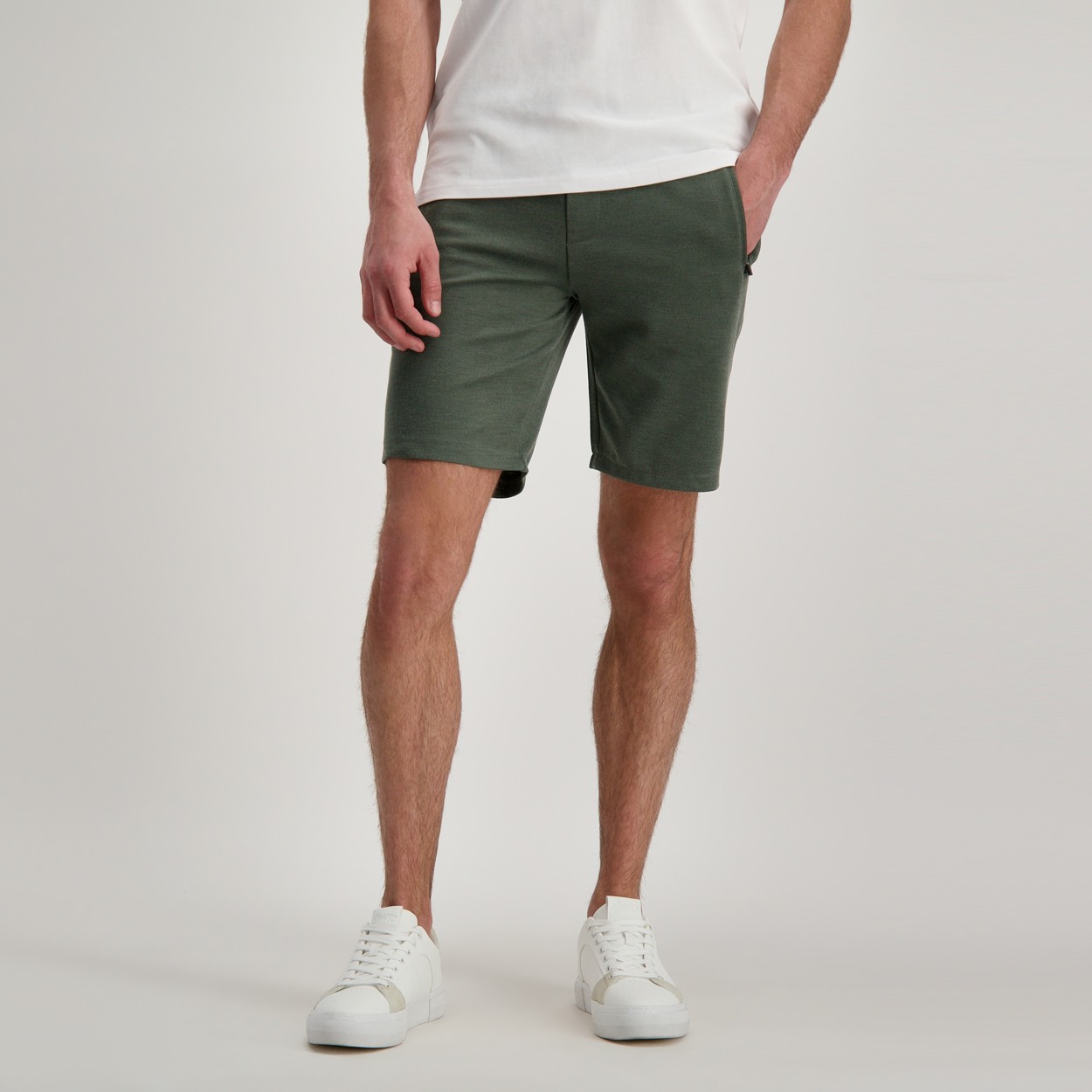 Cars Herell sw short moss donker