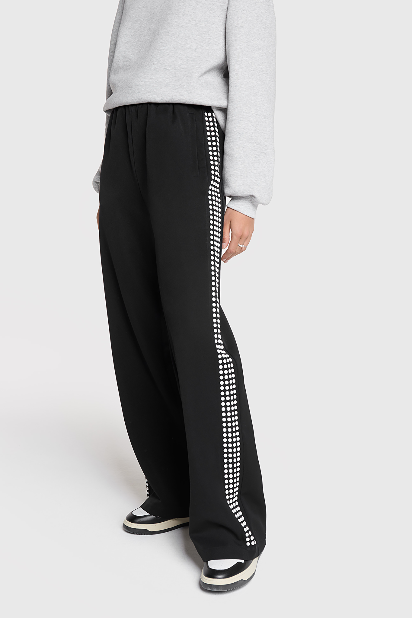 Afbeelding van Alix The Label 2408106783 pearls wide leg pants