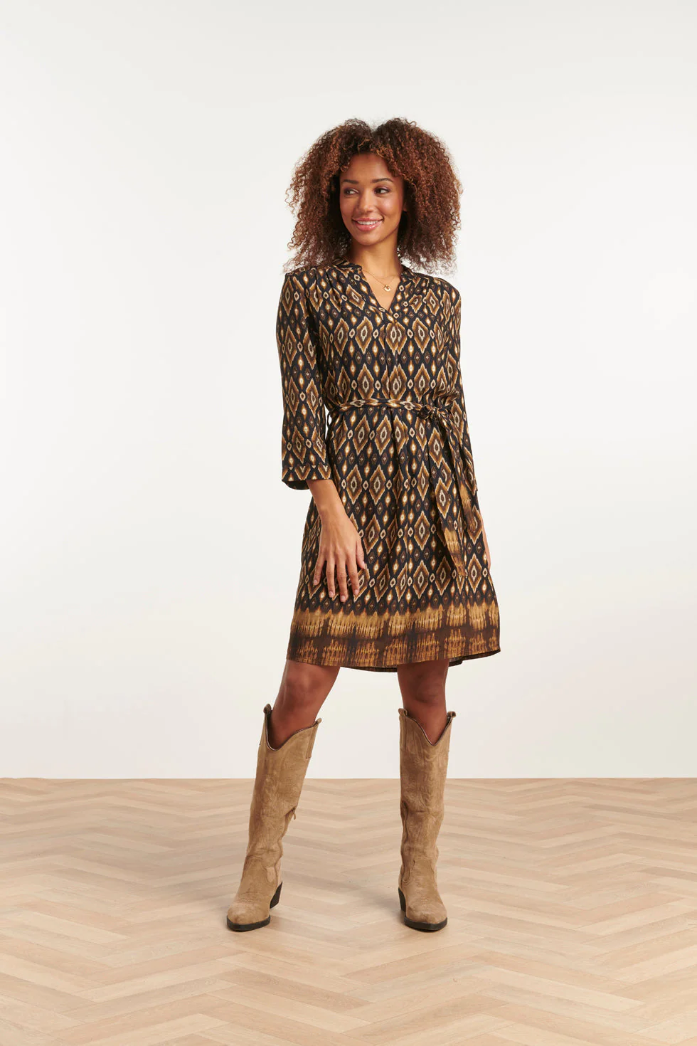 Smashed Lemon 23658 dames jurk met tribal print in zwart en bruine