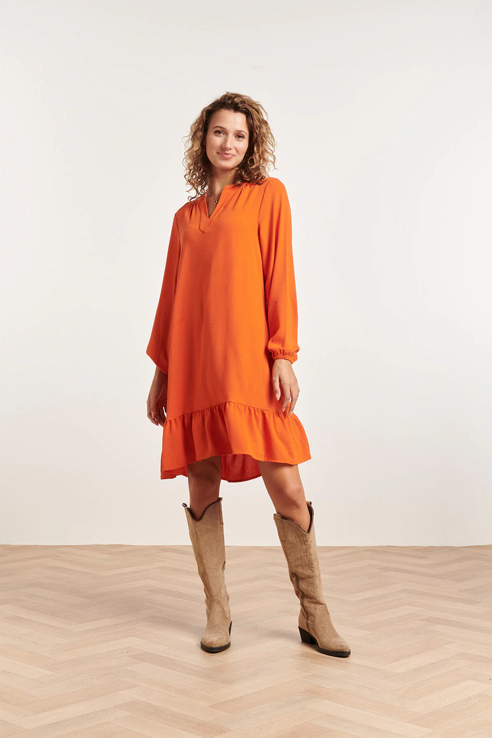 Smashed Lemon 23878 oranje winter jurk met lange pof mouwen