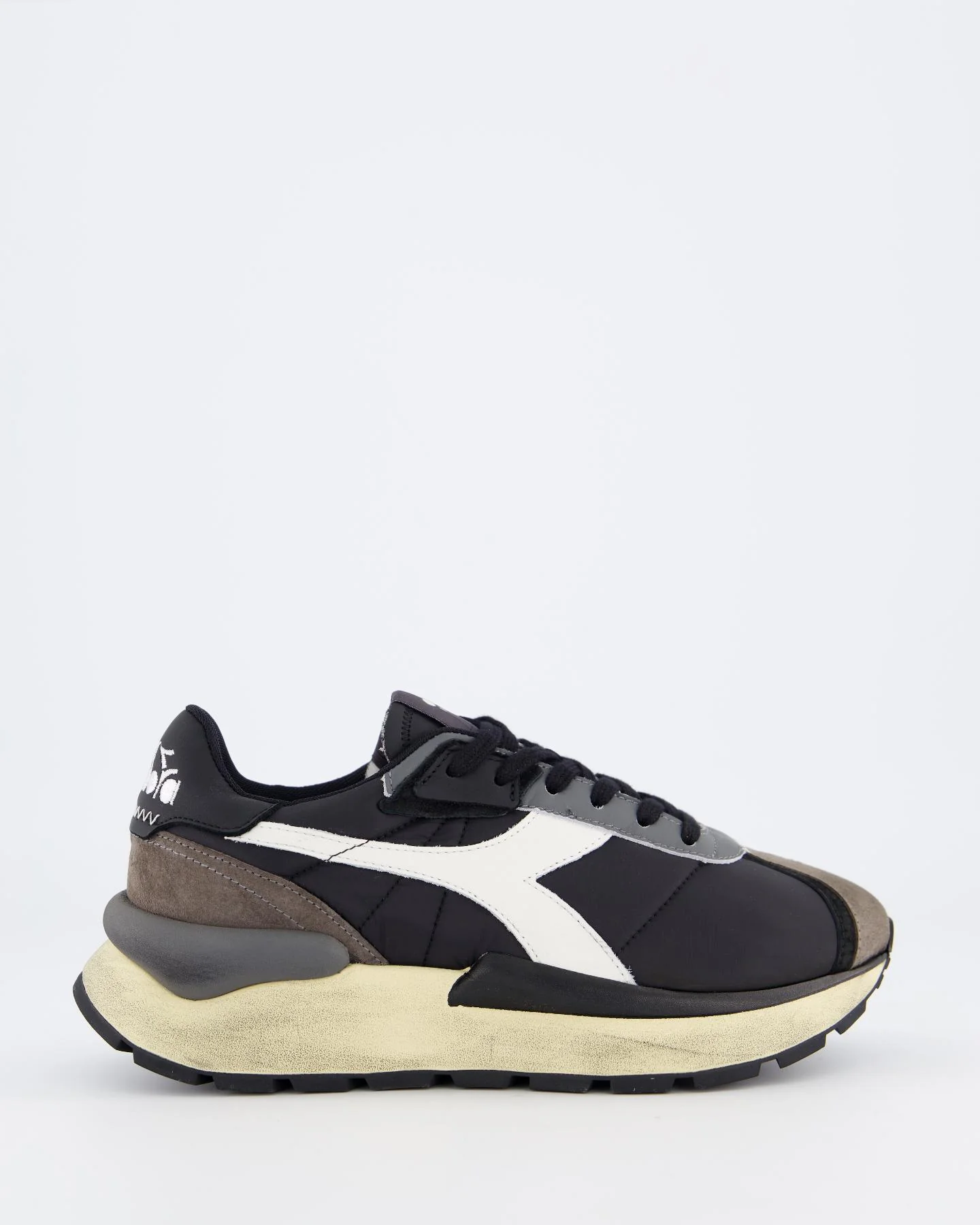 Diadora Dames mercury elite