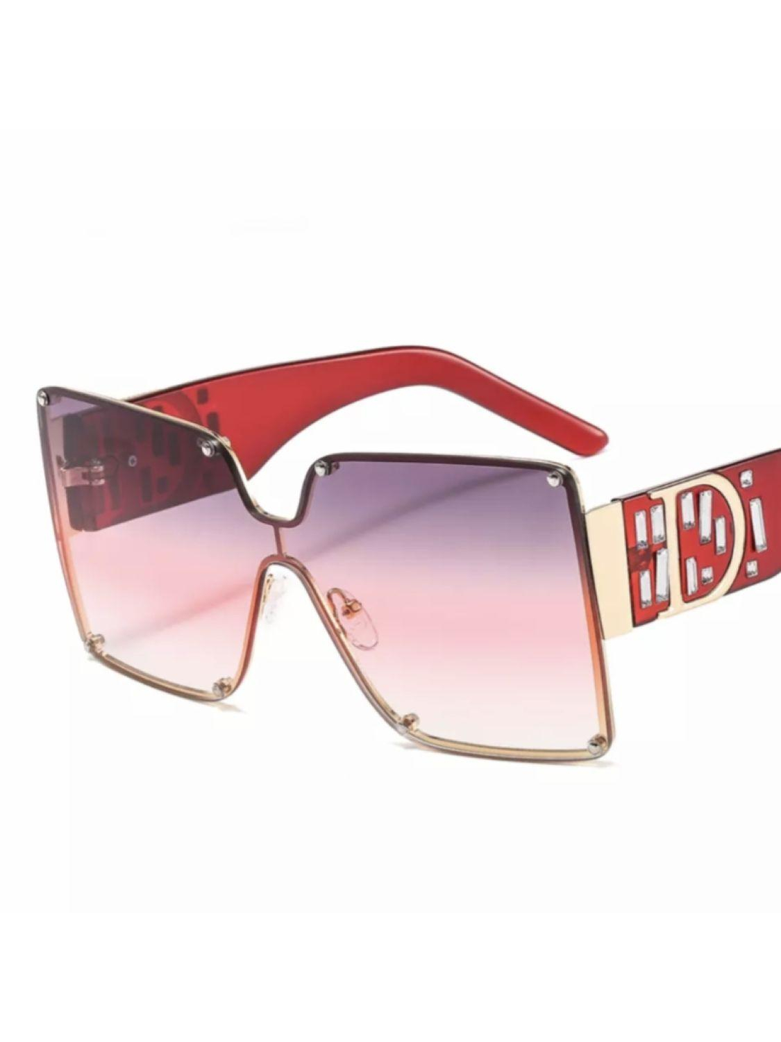 The Dezzy Factory Doll zonnebril | Rood | Luxe en Stijl in 3 Kleuren