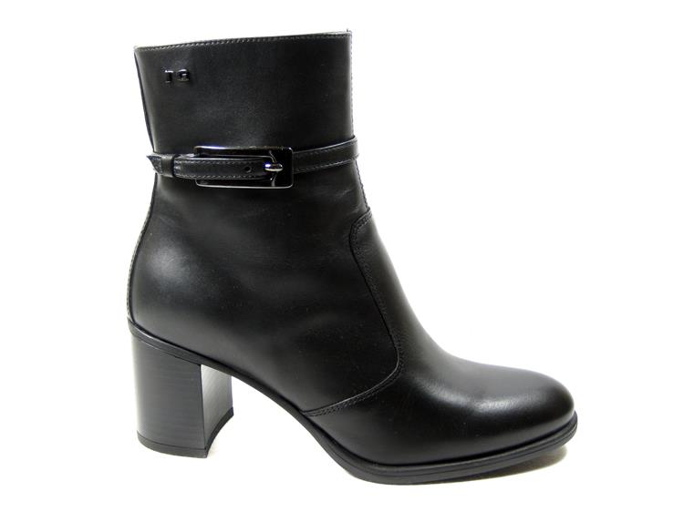 Nero Giardini 410953