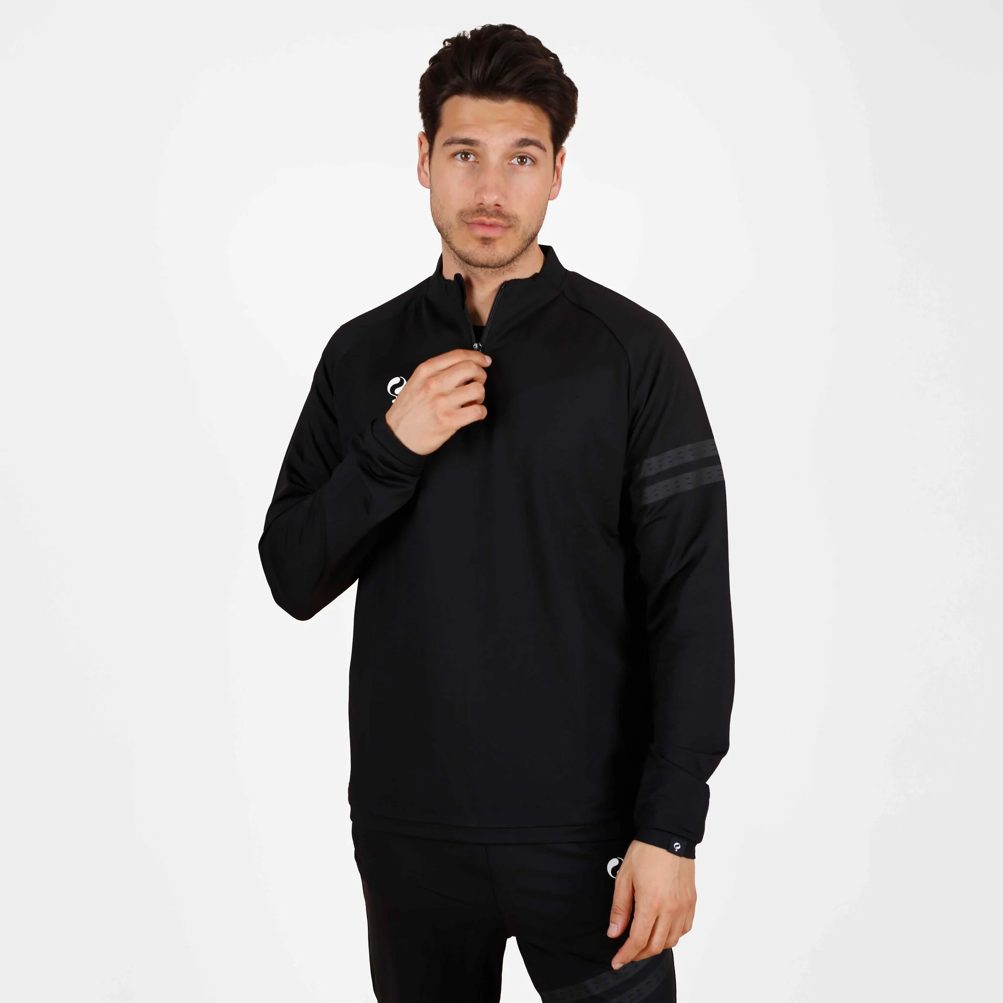 Q1905 Legend zip sweater -