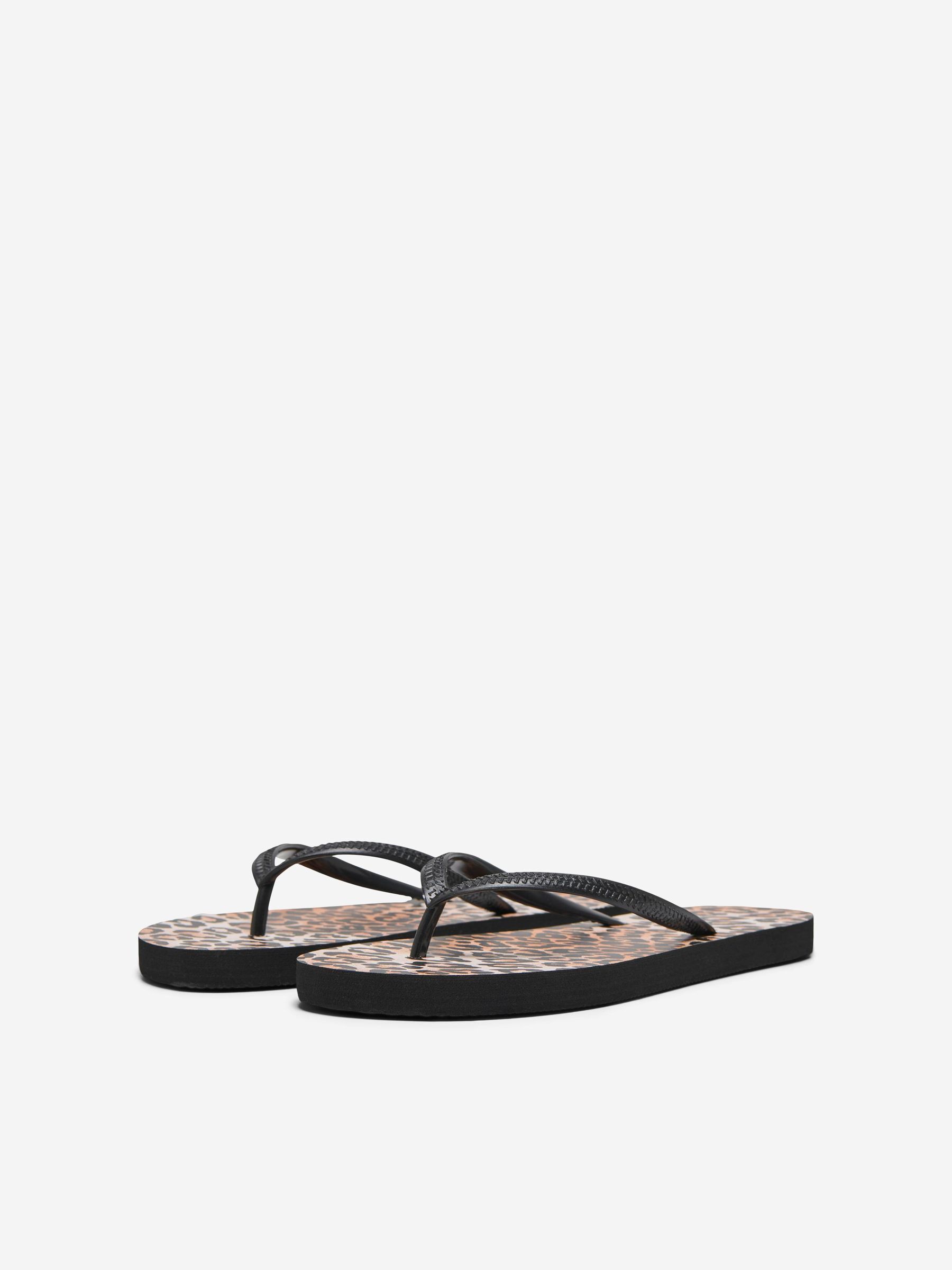 Only Onllucy printed flip flop