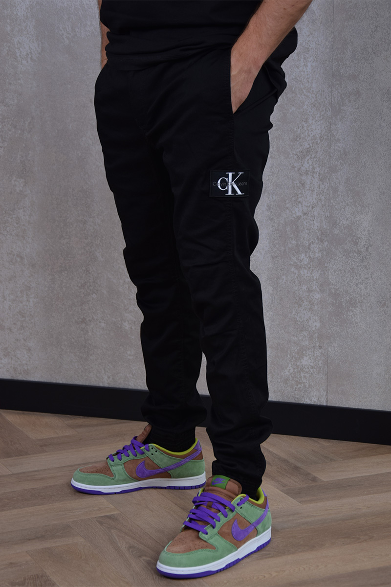 Calvin Klein Monologo casual badge chino