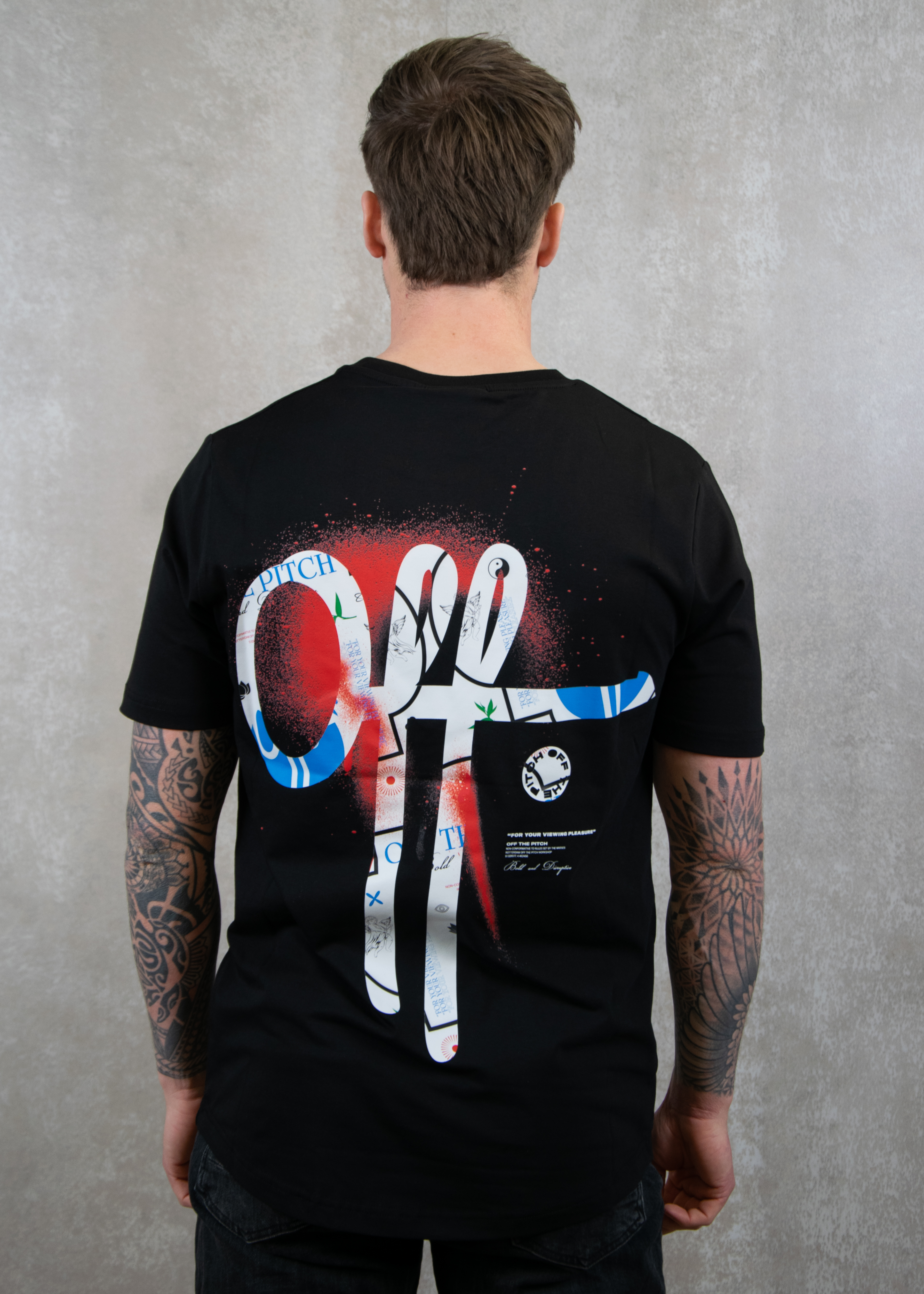 Off The Pitch Ornament slim fit tee