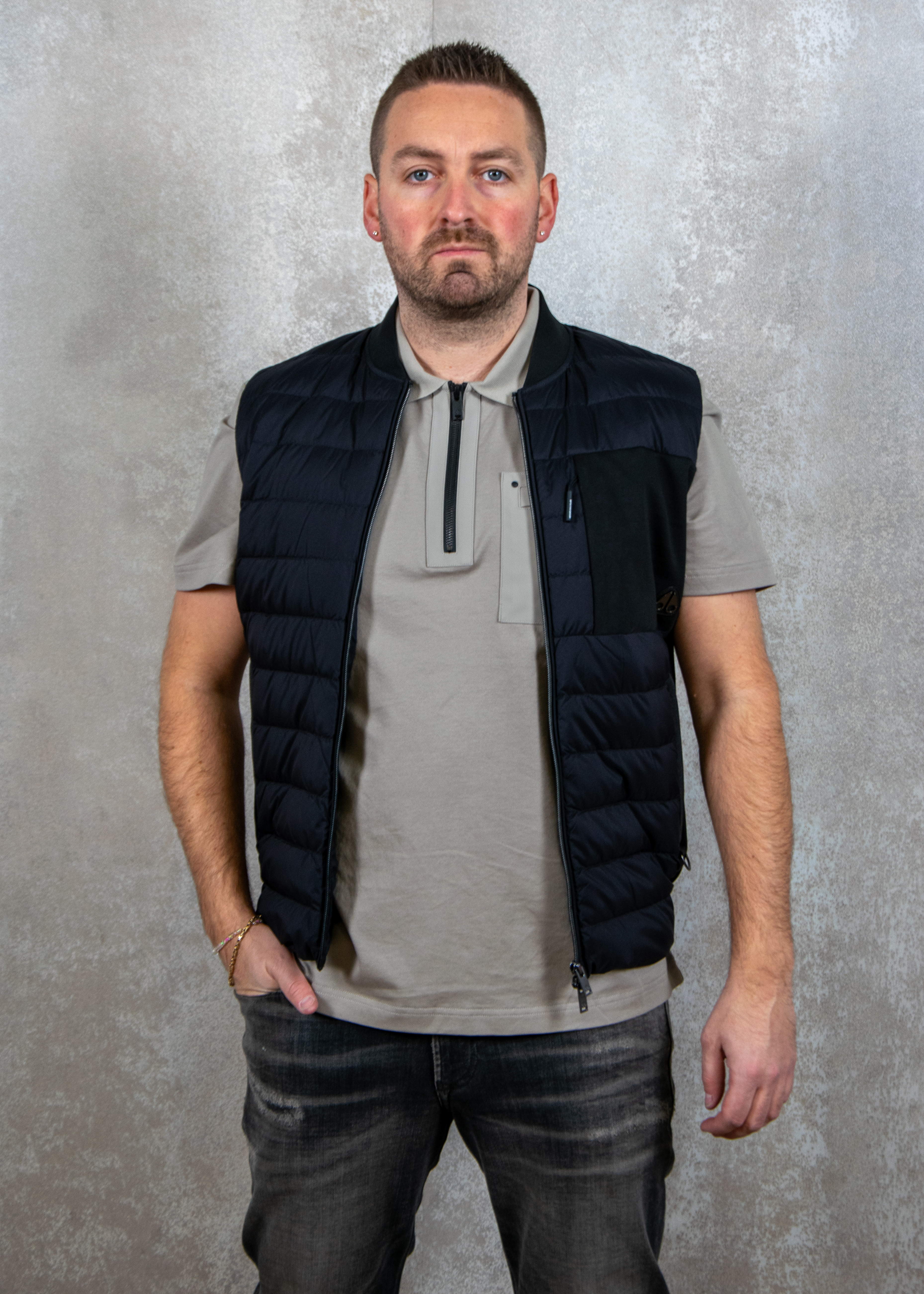 Moose Knuckles Air down anderson hybrid vest