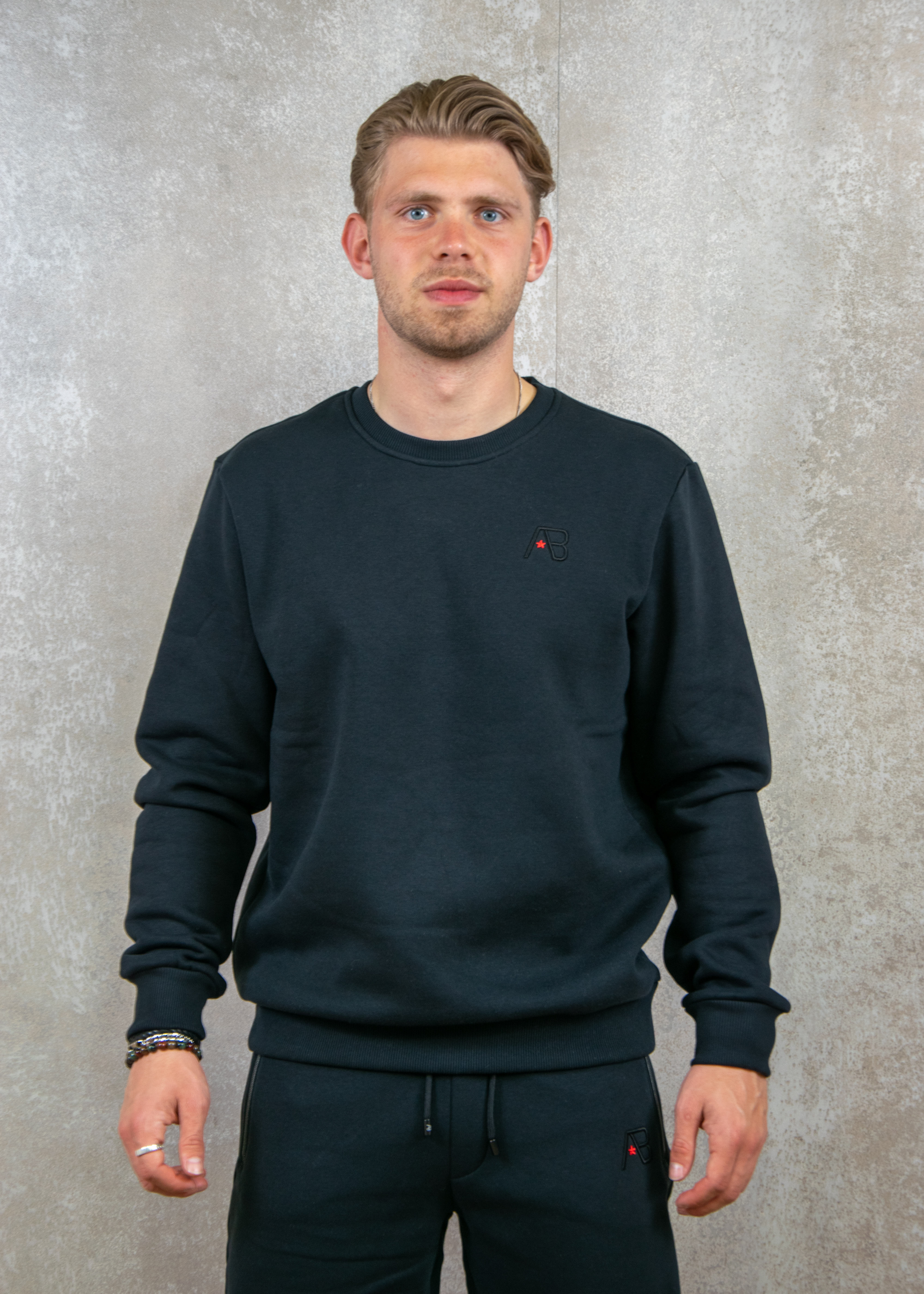 AB Lifestyle Basic crewneck