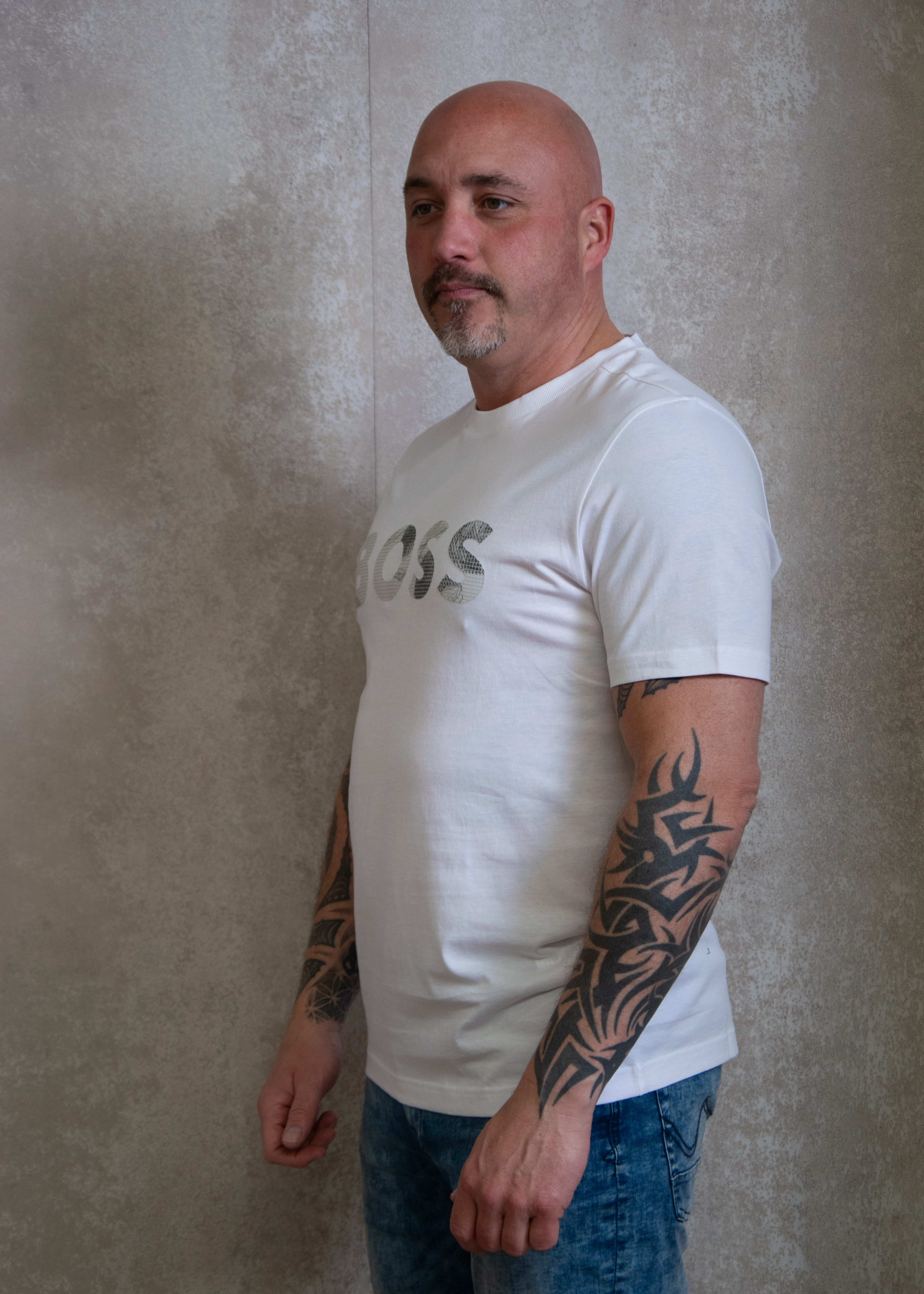 Hugo Boss Tee logo glamping