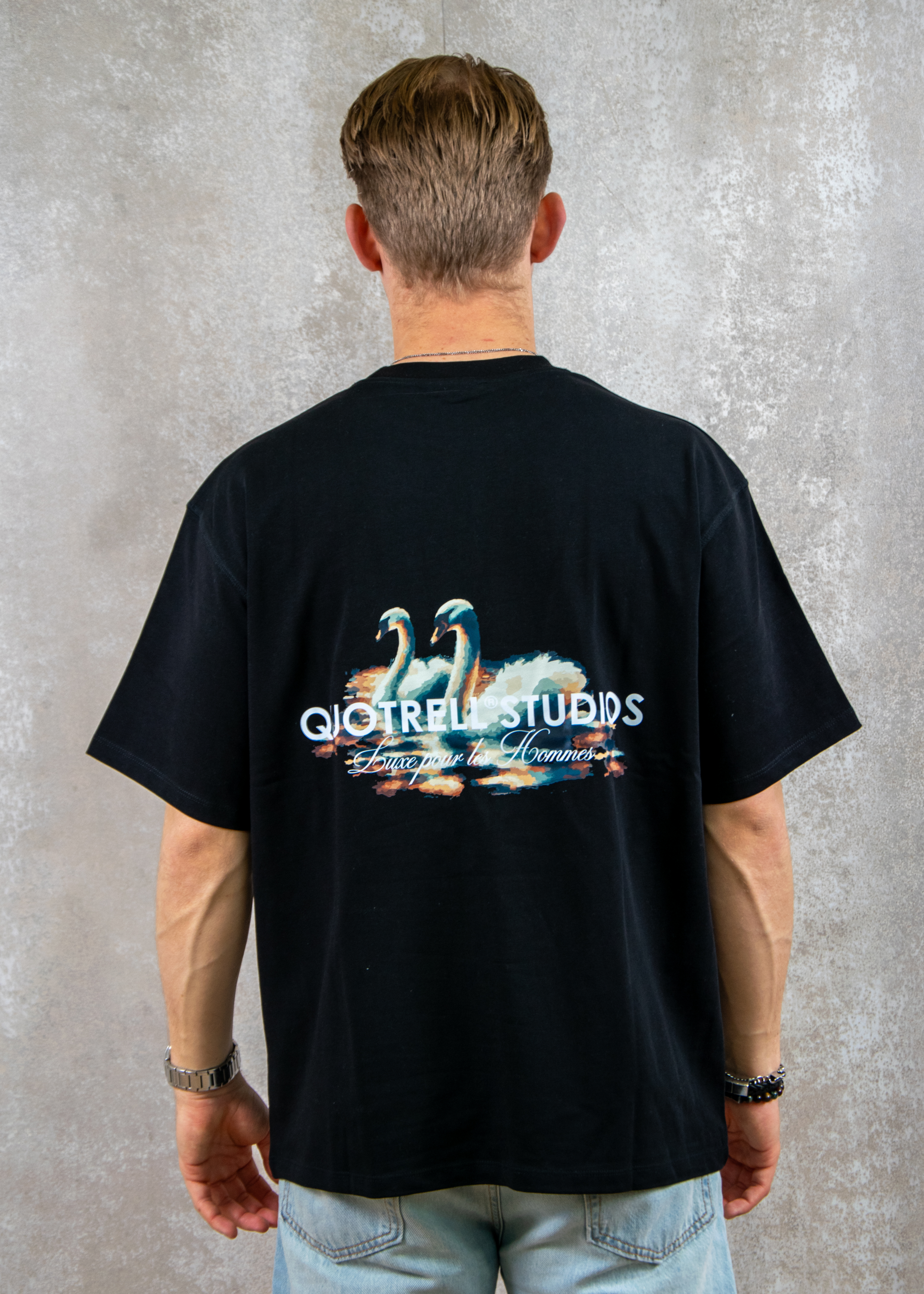 Quotrell Swan t-shirt
