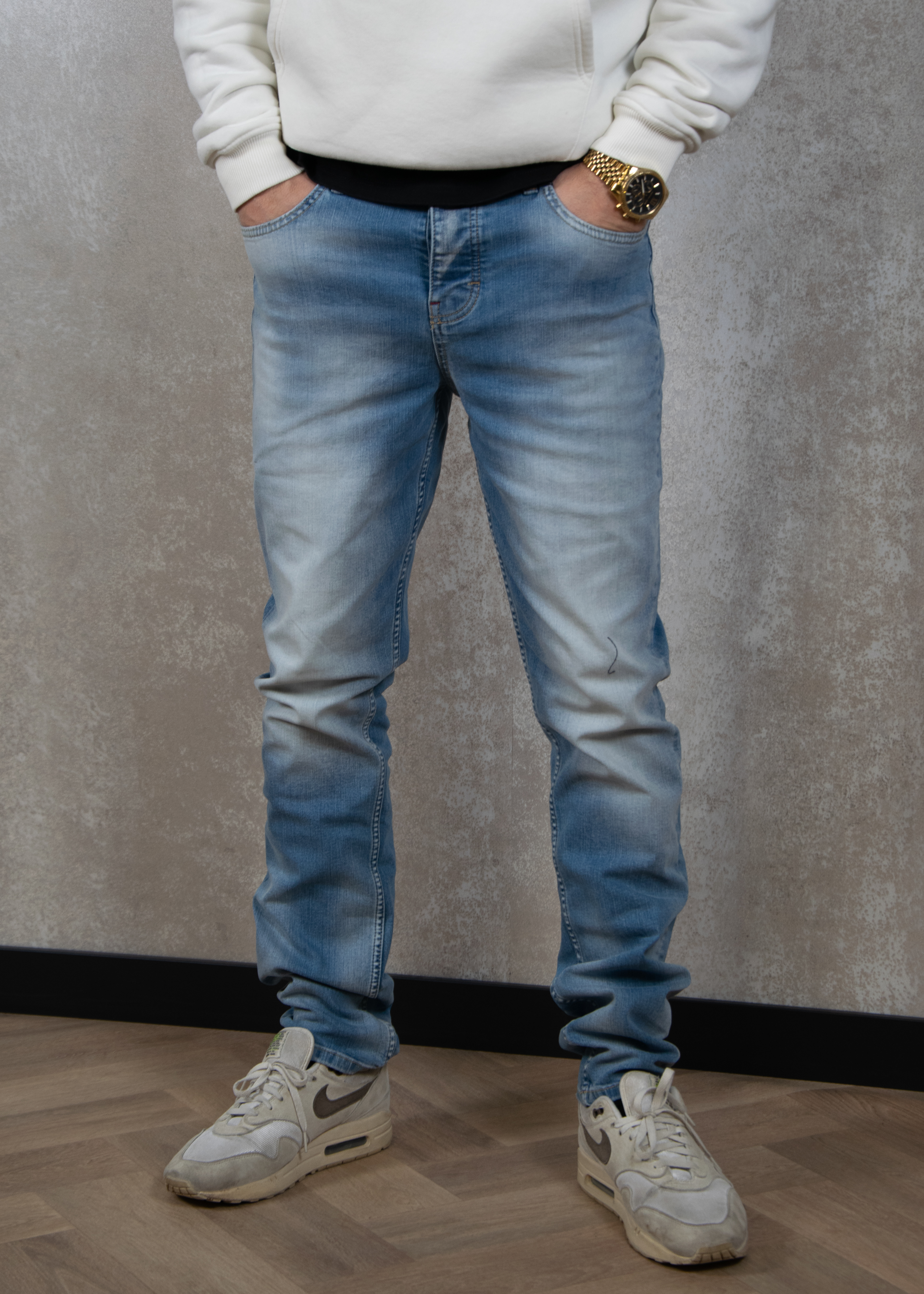 AB Lifestyle Monaco denim regular-fit jeans