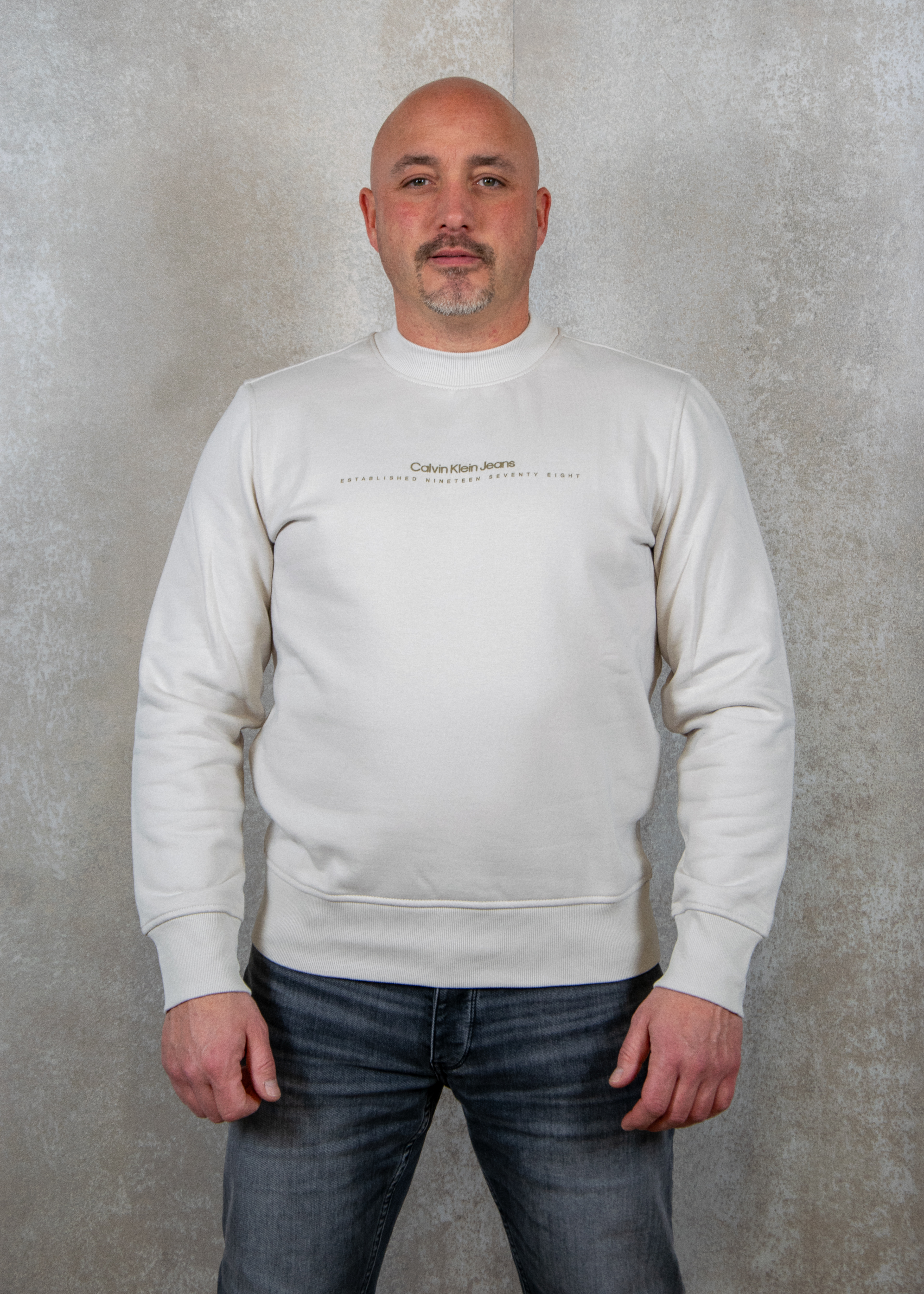 Calvin Klein Minimal logo crew neck