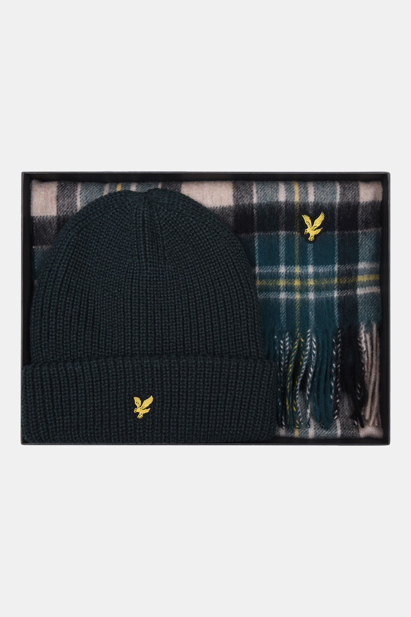 Lyle and Scott Lambswool bliend checked beanie&scarf gift set