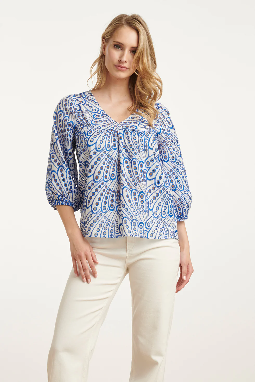 Smashed Lemon 25136 broderie anglaise top met v-hals en 3/4 mouwen – |