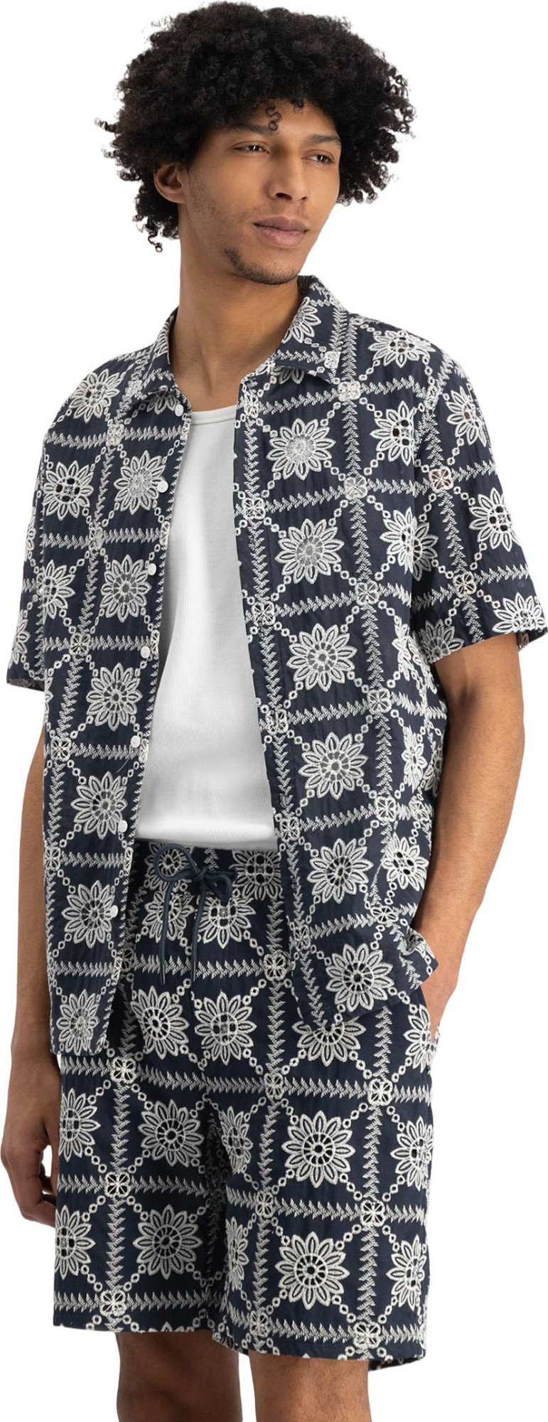 Law of the sea Alnati embroidered shirt