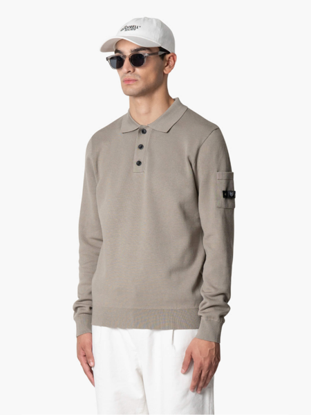 Quotrell Couteux knitted button up