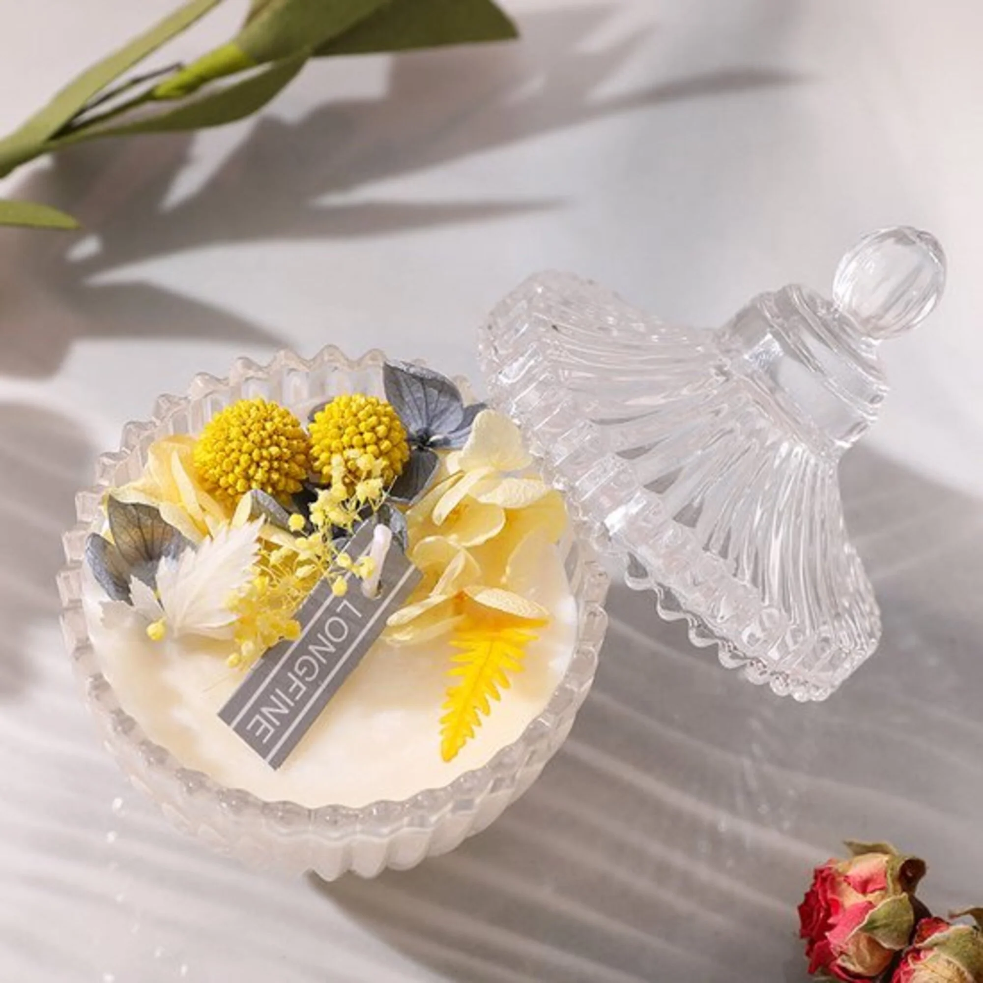 Nienienta Geurkaars met gedroogde bloemen