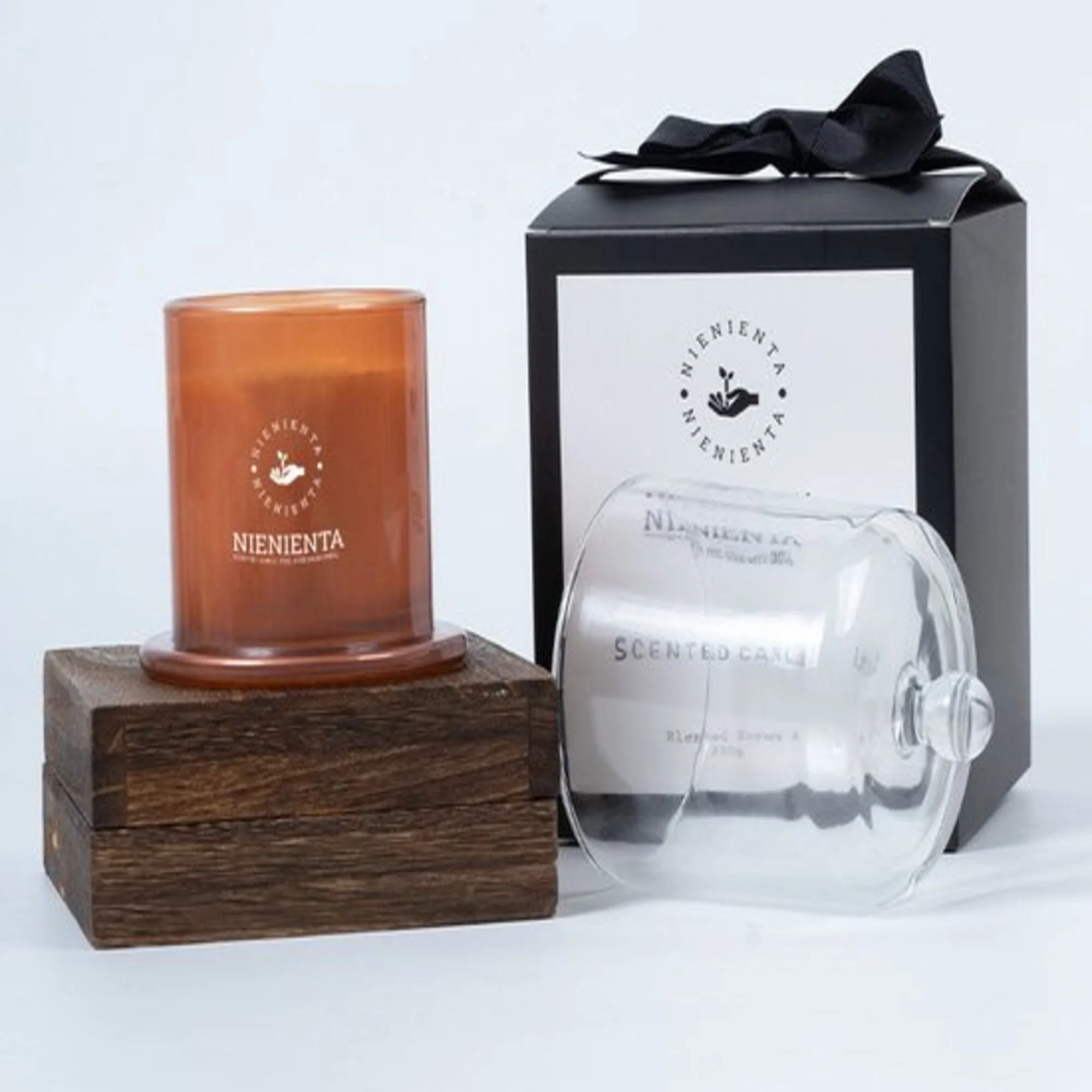 Nienienta Geurkaars met glazen deksel