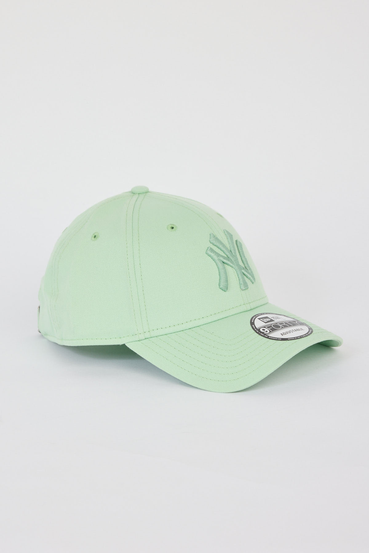 New Era League 9forty