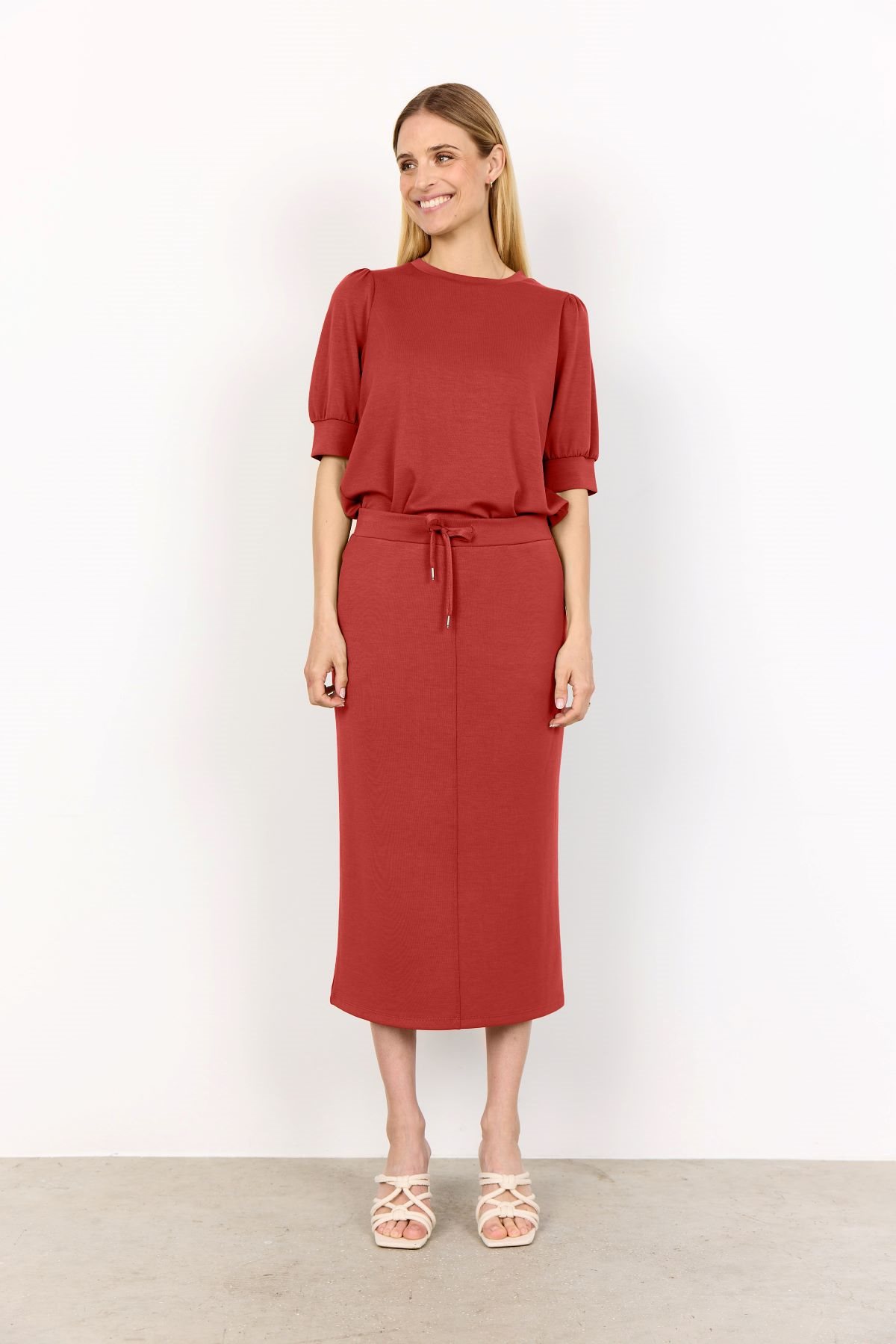 Soyaconcept Banu 83 red