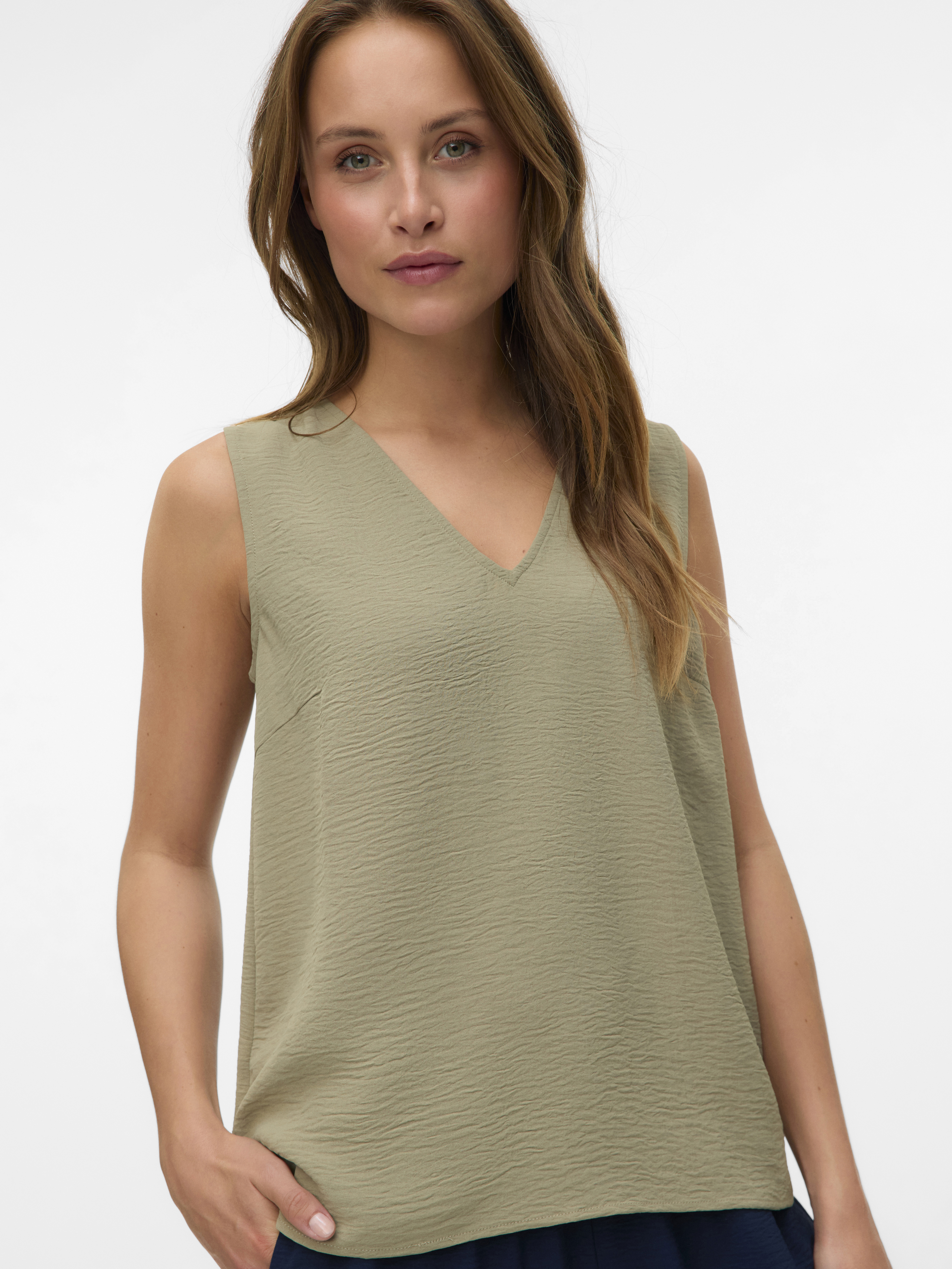 Vero Moda Vmalva s/l v-neck top wvn noos