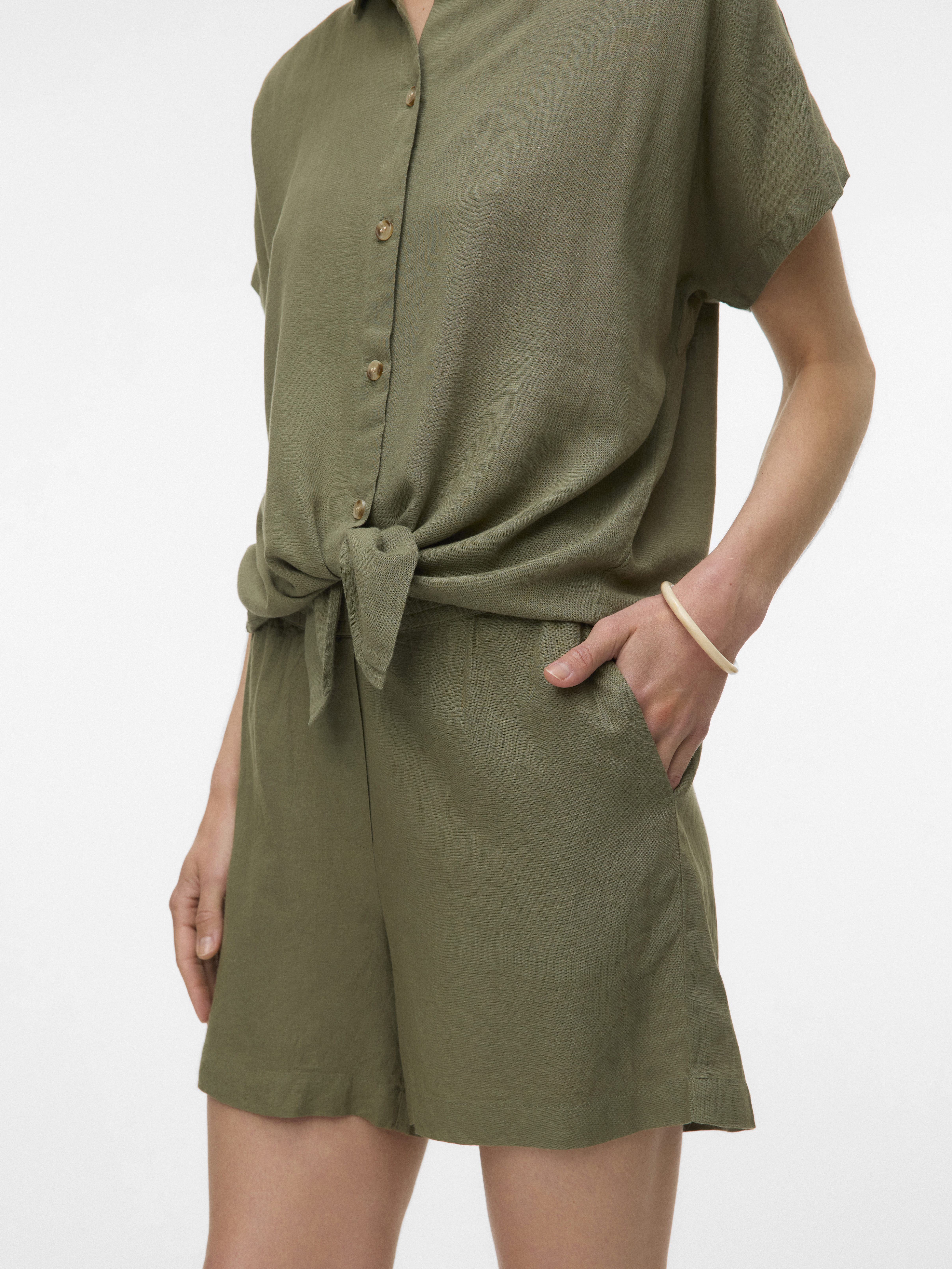 Vero Moda Vmthea mw shorts wvn noos