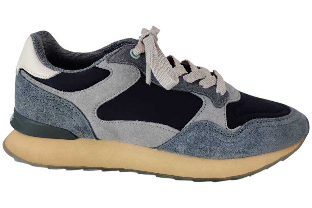 HOFF Moscow sneaker