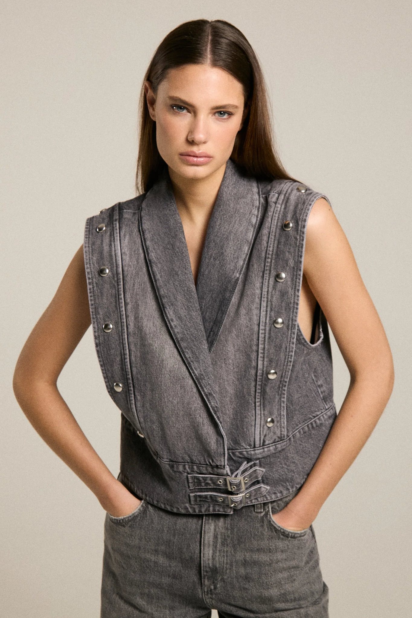 Homage to Denim H-cw25m65 waistcoat with belt and studs