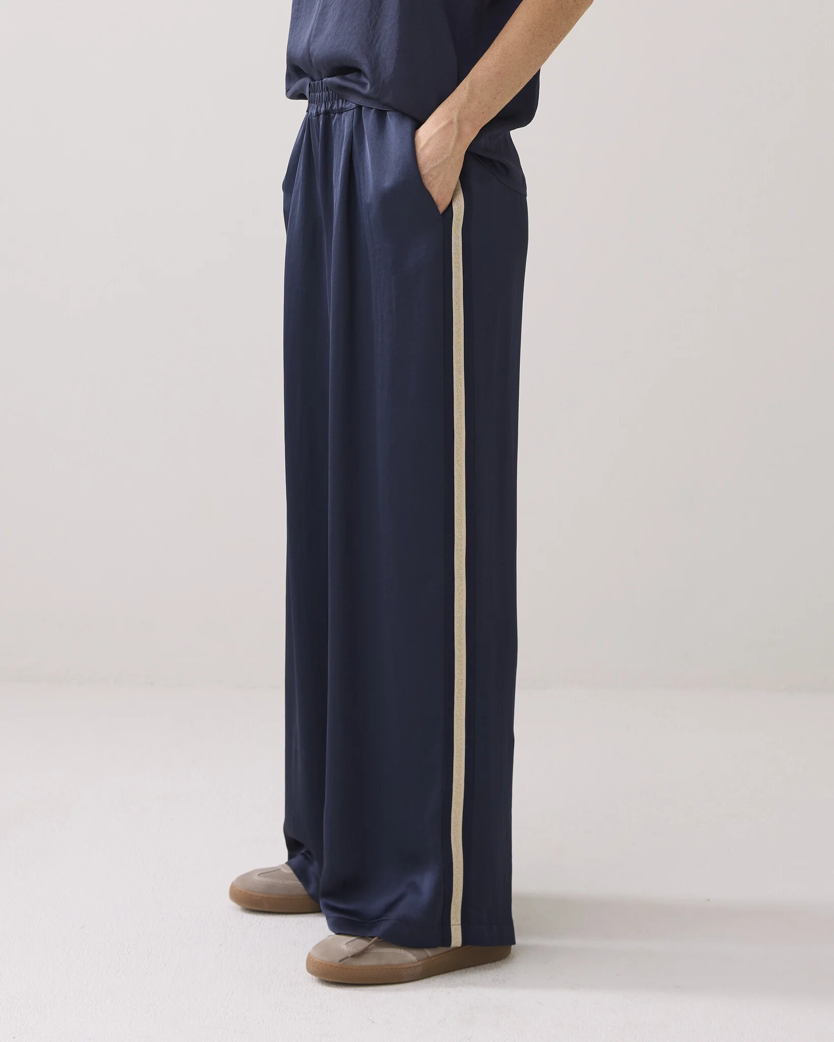 Summum 4s2866-12084 706 trousers heavy silky touch funghi