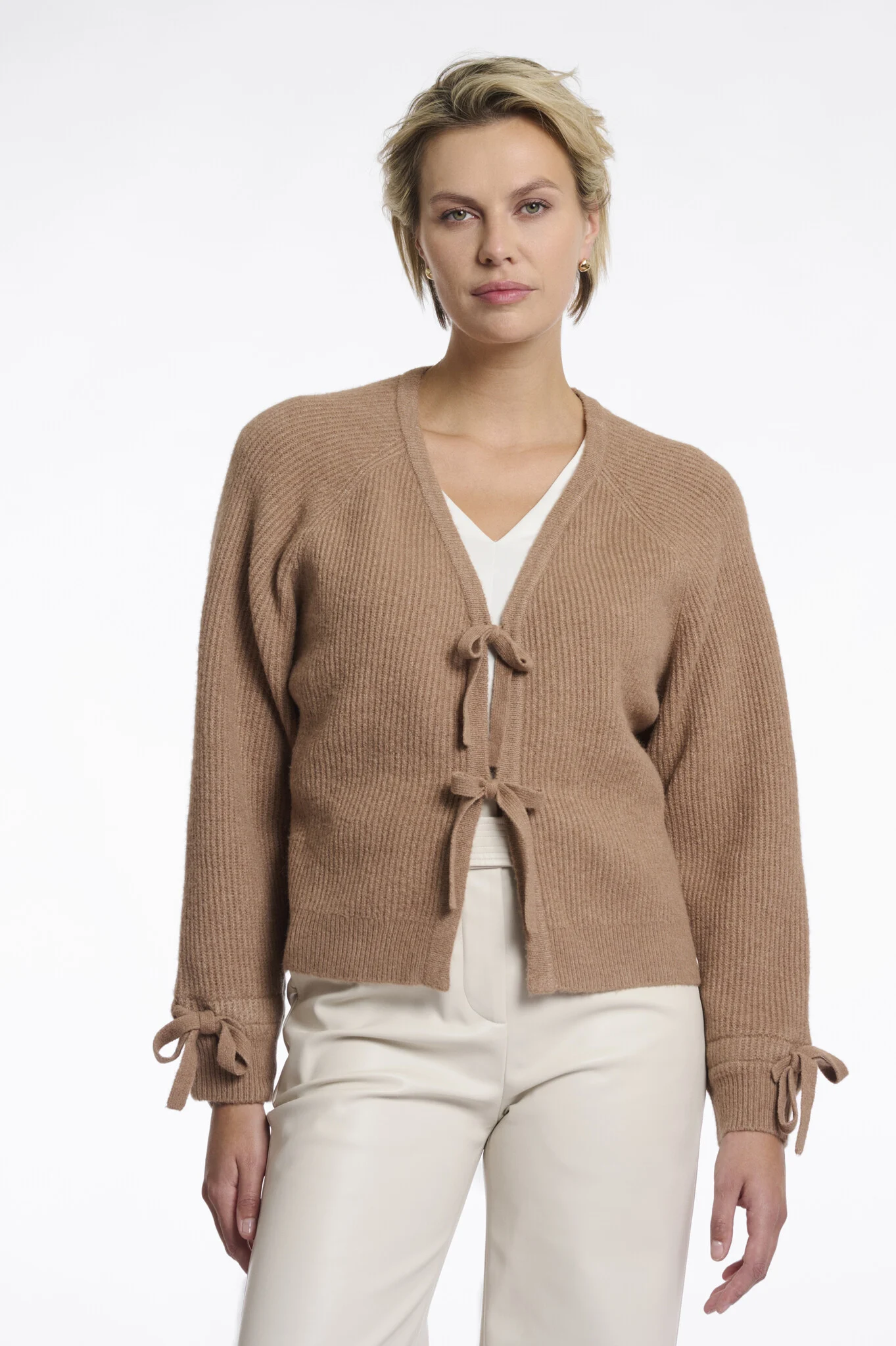 Rino & Pelle Gouke.5002511 rino en pelle knitted cardigan with bows brew
