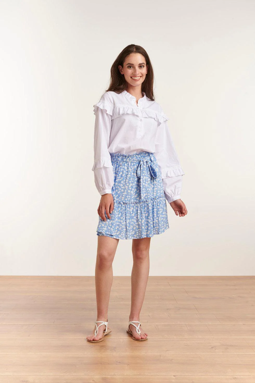 Smashed Lemon 23058-000 te top met hoge halslijnpofmouwen |