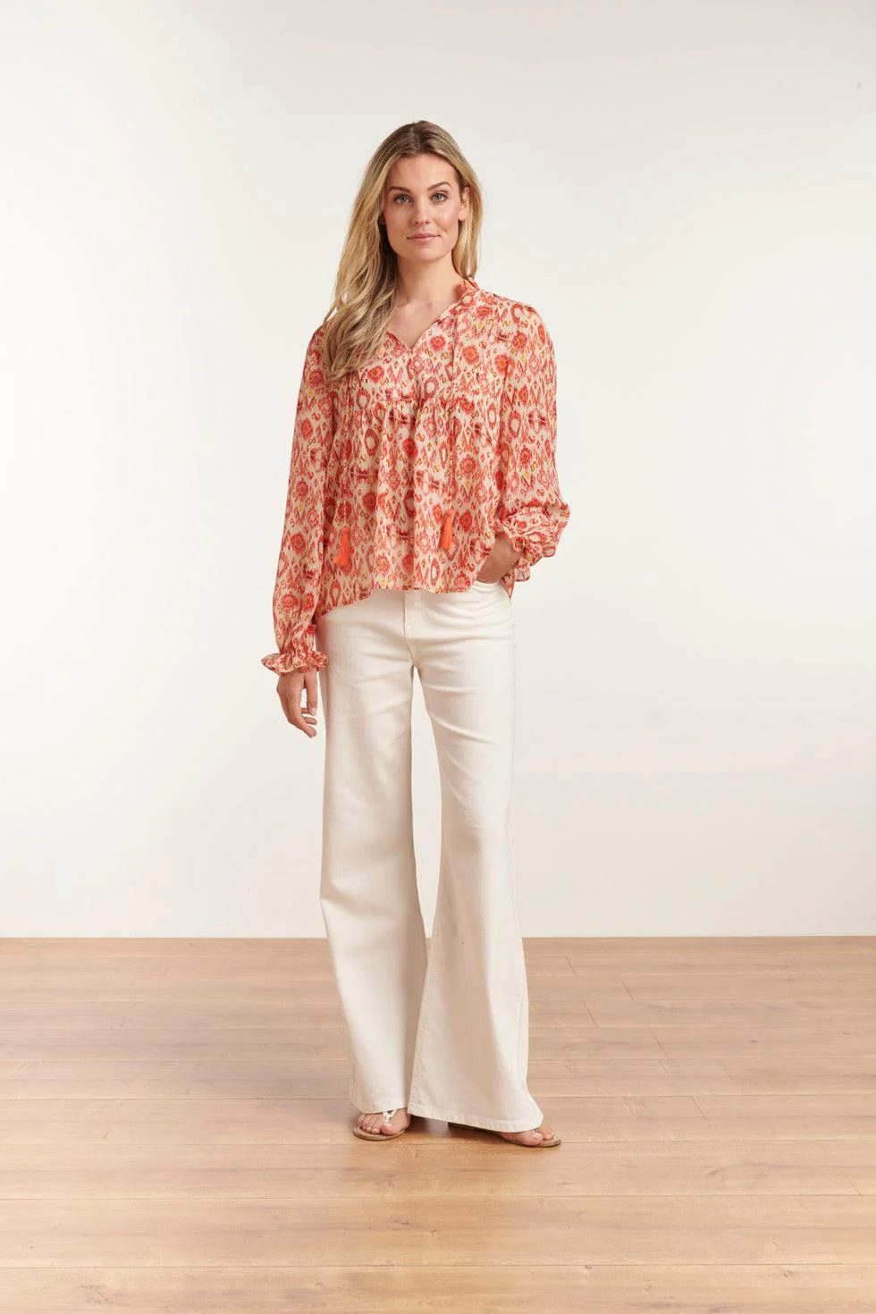 Smashed Lemon 23028 losvallende top met pofmouwen aztec printbrique |