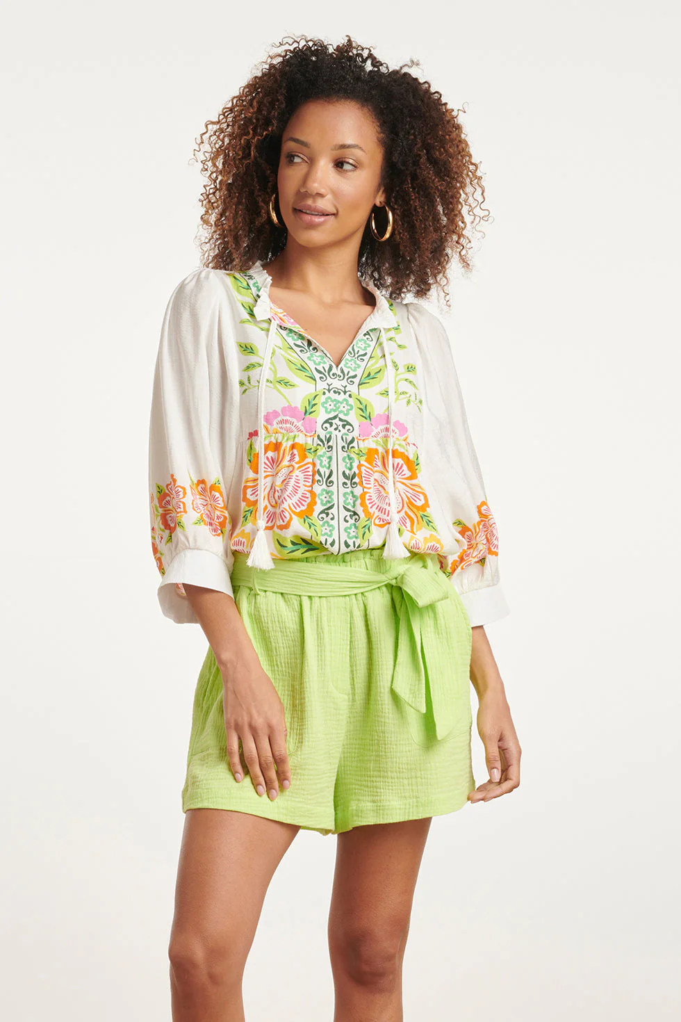 Smashed Lemon 24063 zomer top met levendige bloemenpatroon |