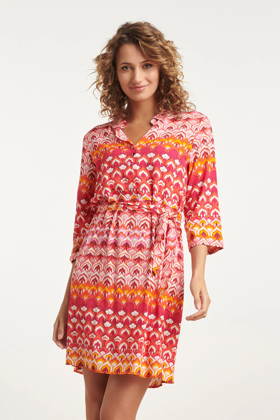 Smashed Lemon 24002 retro print shirtjurk met riemframbozentonen |