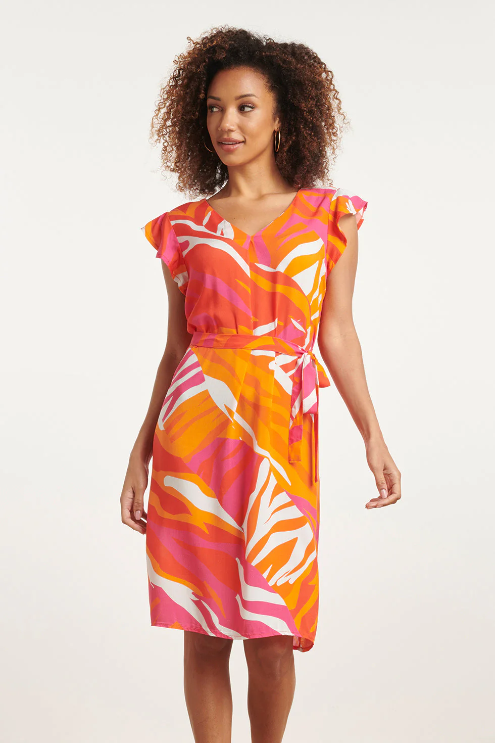 Smashed Lemon 24157 zomerjurk met speelse wildprint |