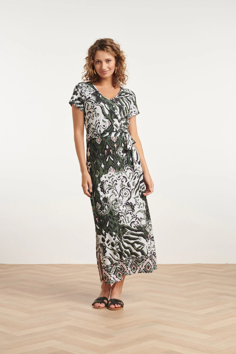 Smashed Lemon 24147 stretch zomerjurkarmy green aztec print |