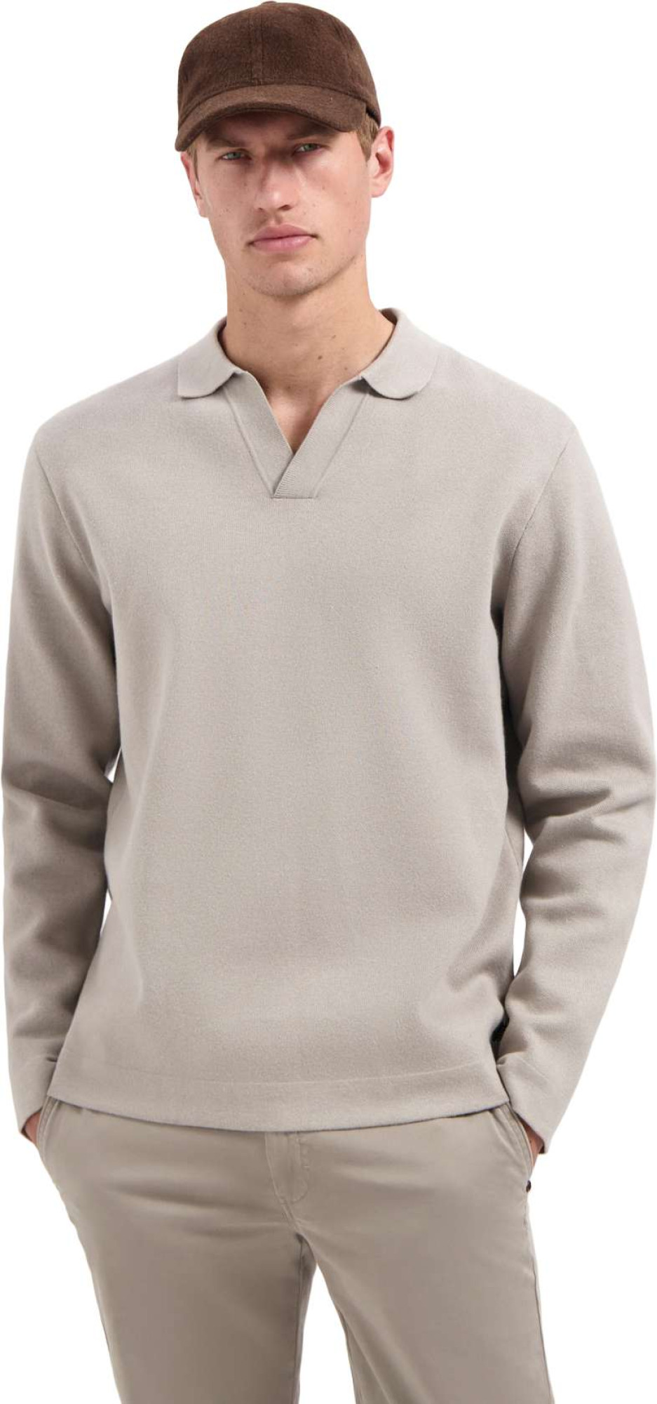 No Excess Pullover open polo collar relief clay