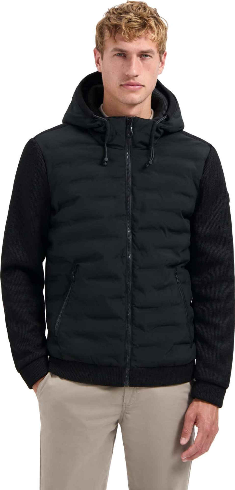 No Excess Jacket short fit sealed hooded knit black