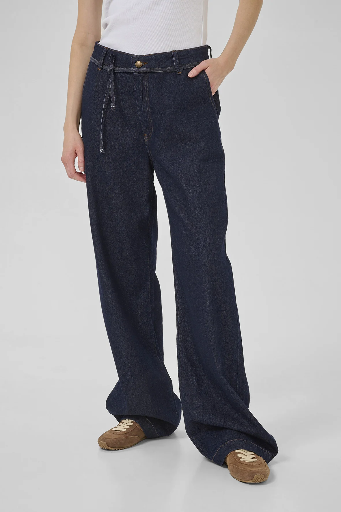 My Essential Wardrobe 10705236 cleo 143 mid wide