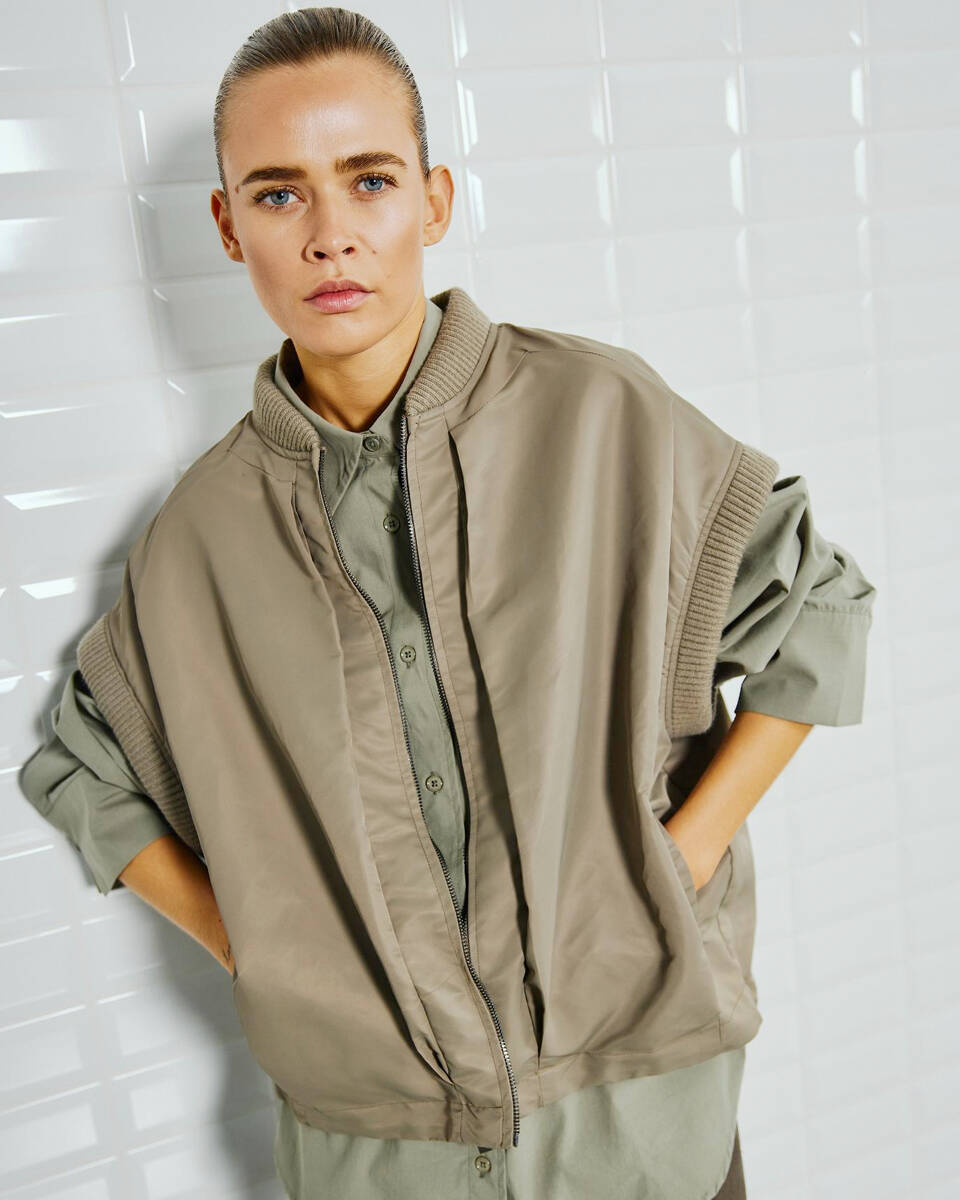 WithBlack Gilet 00001402 wblimperial