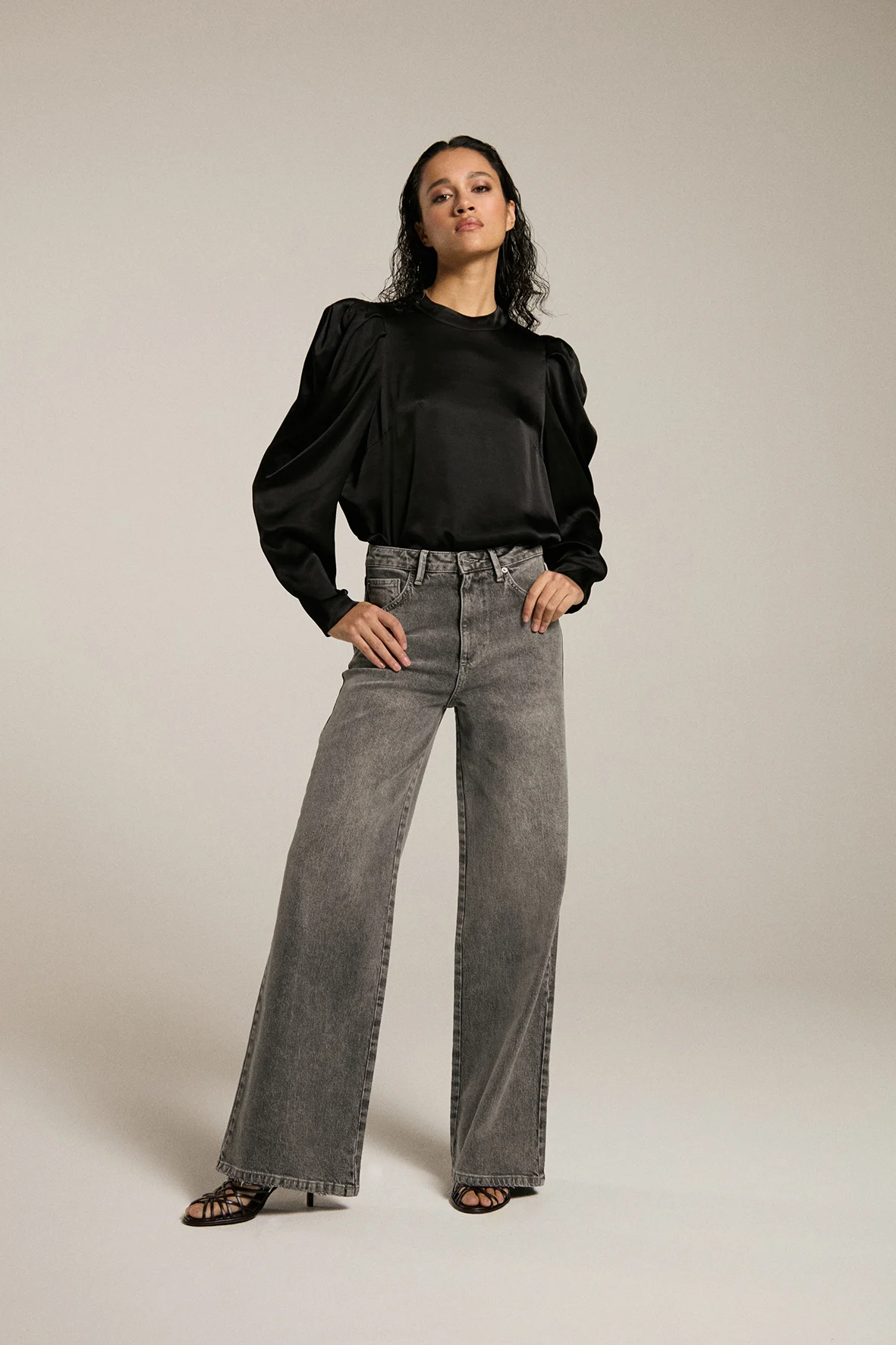 Homage to Denim H-cwm135 jeans with double pocket details and belt