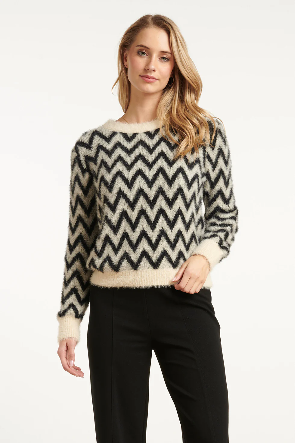 Smashed Lemon Zwart, grijs en offwhite gebreide top met zigzagprint |