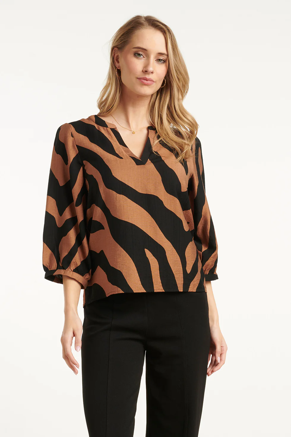 Smashed Lemon Bruin en zwart dierenprint top met v-hals |