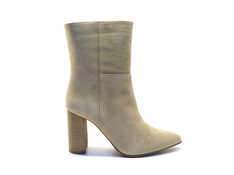Shoecolate 8.12.15.202.02