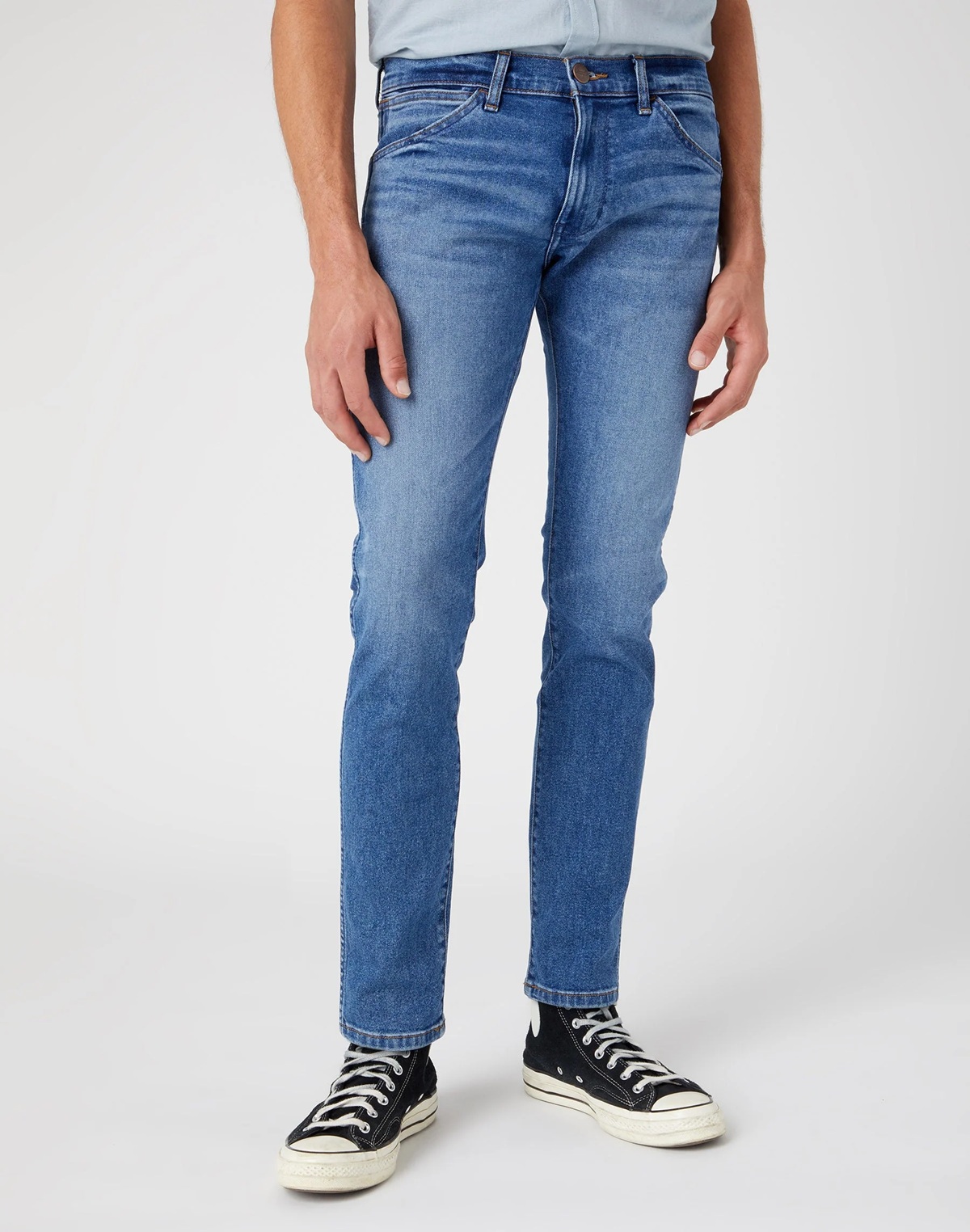 Wrangler Bryson smoke sea