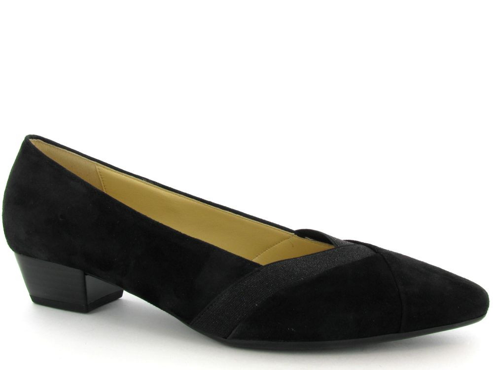 Dames Gabor Sleehakken online kopen? Vergelijk op Schoenen.nl Gabor Korte laarzen schwarz, 99.95, kledingwinkel.nl